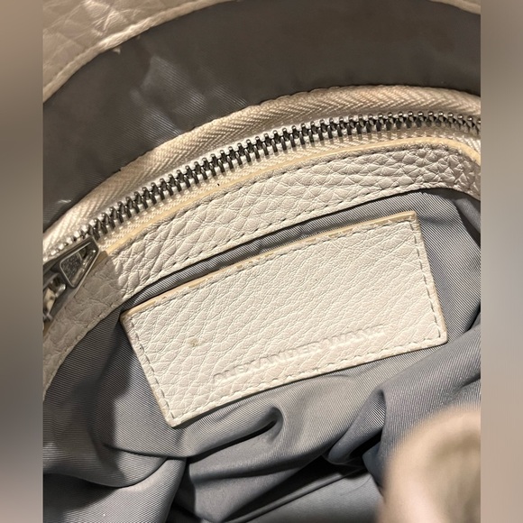 Alexander Wang Rockie Bucket Tote Iridescent oil slick hardware two way crème - Picture 8 of 12